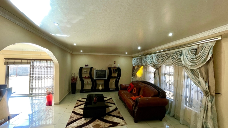 3 Bedroom Property for Sale in Orkney Park North West